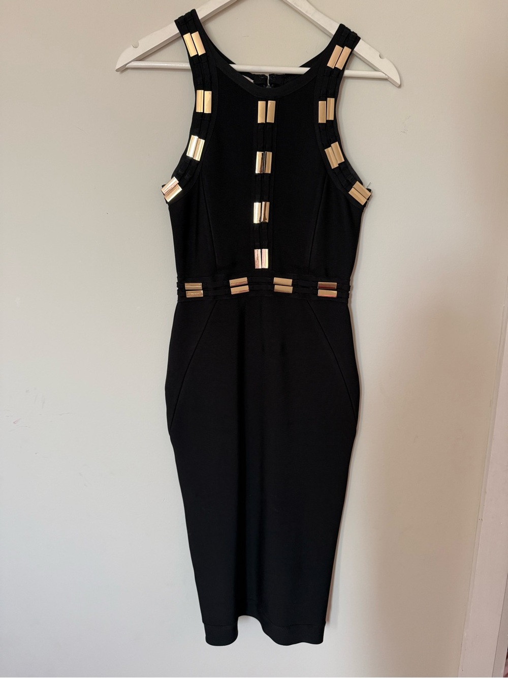 House of CB Black Sleeveless Midi bandage Dress with Champaign gold  Accent - Picture 4 of 5